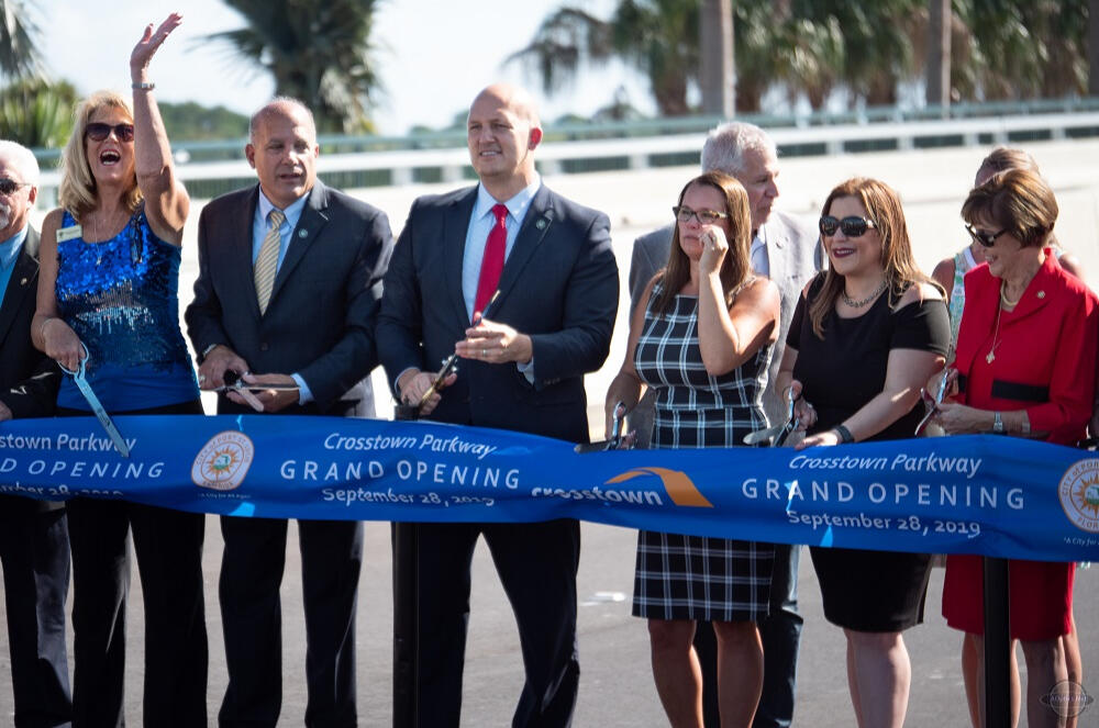 Vibrant Images: Events Pictures, Headshots &amp; Conferences